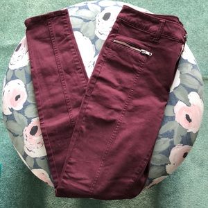 Maroon American Eagle High-Rise Jegging